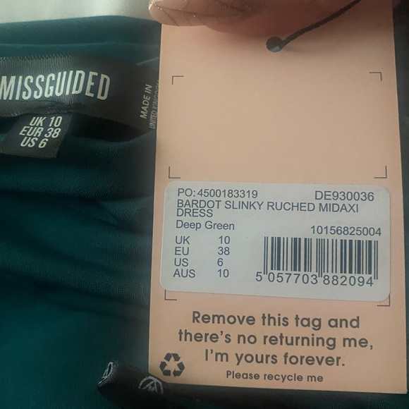 Missguided | Green Off Shoulder Dress - Picture 3 of 3